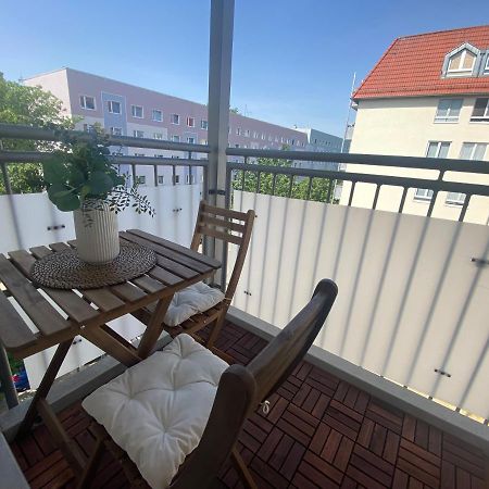 Charming Apartment - Balcony - Wifi - Kitchen Magdeburk Exteriér fotografie
